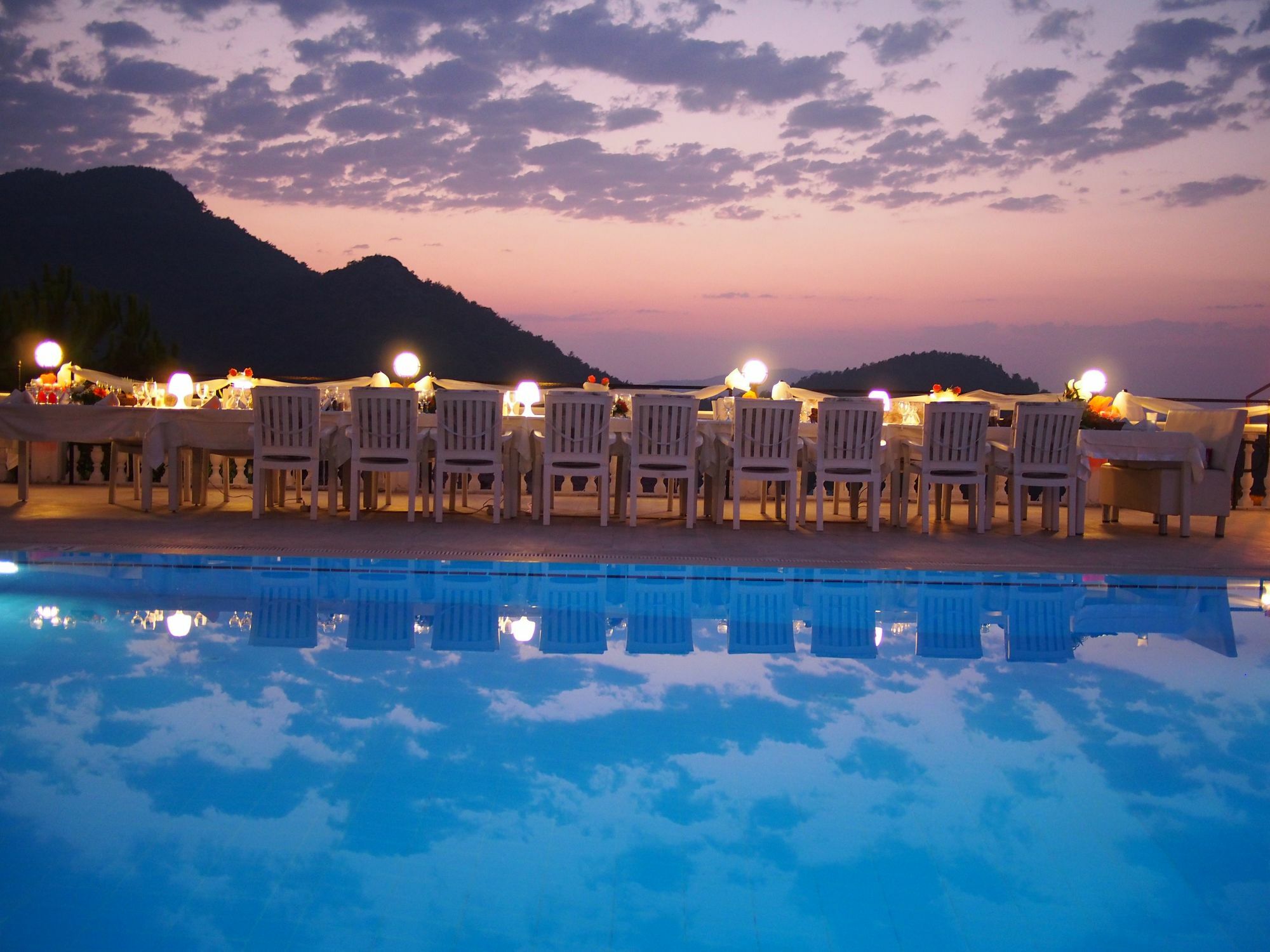 Ph Oeluedeniz Hotel Bagian luar foto